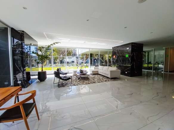 Exclusivo apartamento amueblado en zona 10